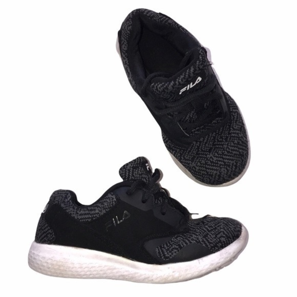 Fila Sneakers - Picture 2 of 8